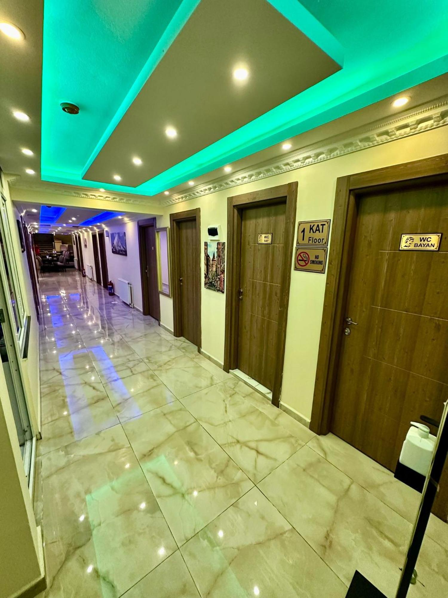Grand Ararat Hotel อิสตันบูล ภายนอก รูปภาพ