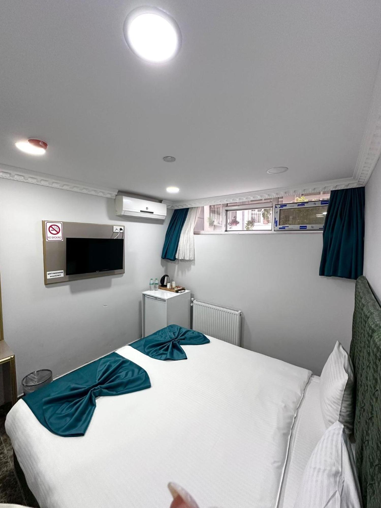 Grand Ararat Hotel อิสตันบูล ภายนอก รูปภาพ