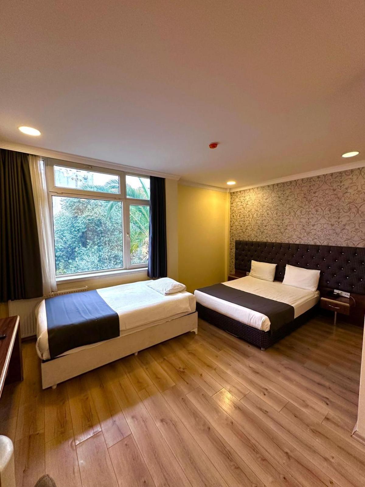 Grand Ararat Hotel อิสตันบูล ภายนอก รูปภาพ