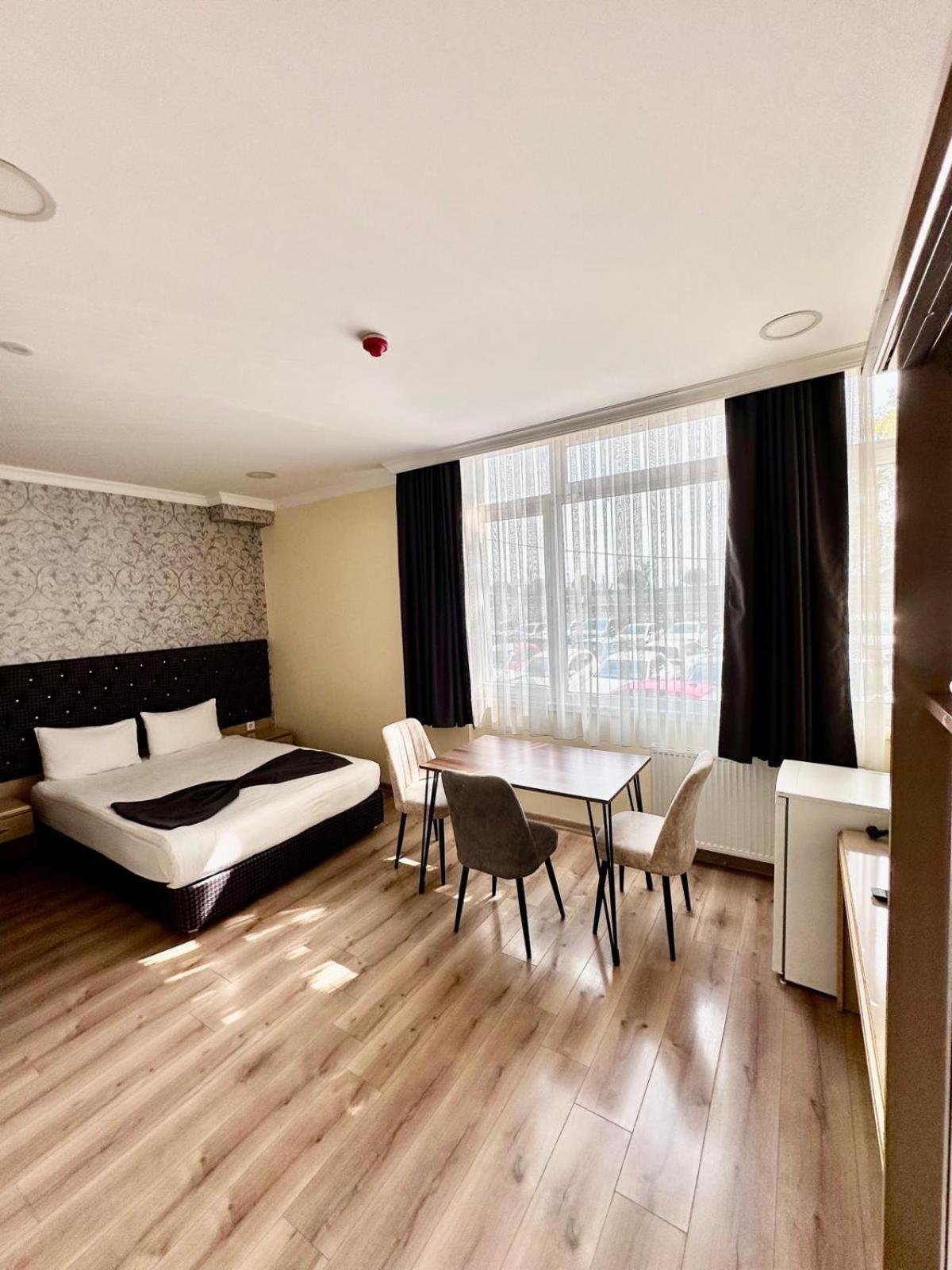 Grand Ararat Hotel อิสตันบูล ภายนอก รูปภาพ